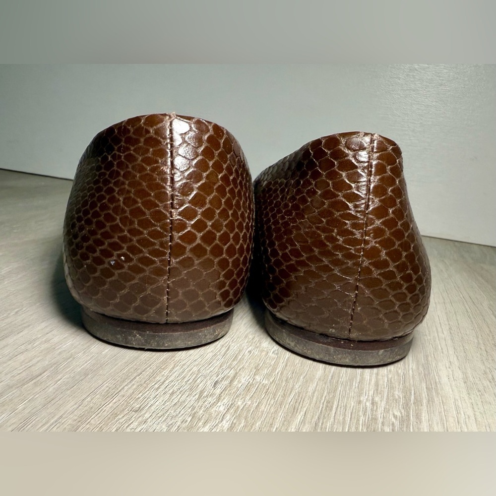 TORY BURCH Square-toe Shiny Snake Ballet Flats In Chocolate brown Sz 5.5M - Picture 7 of 7